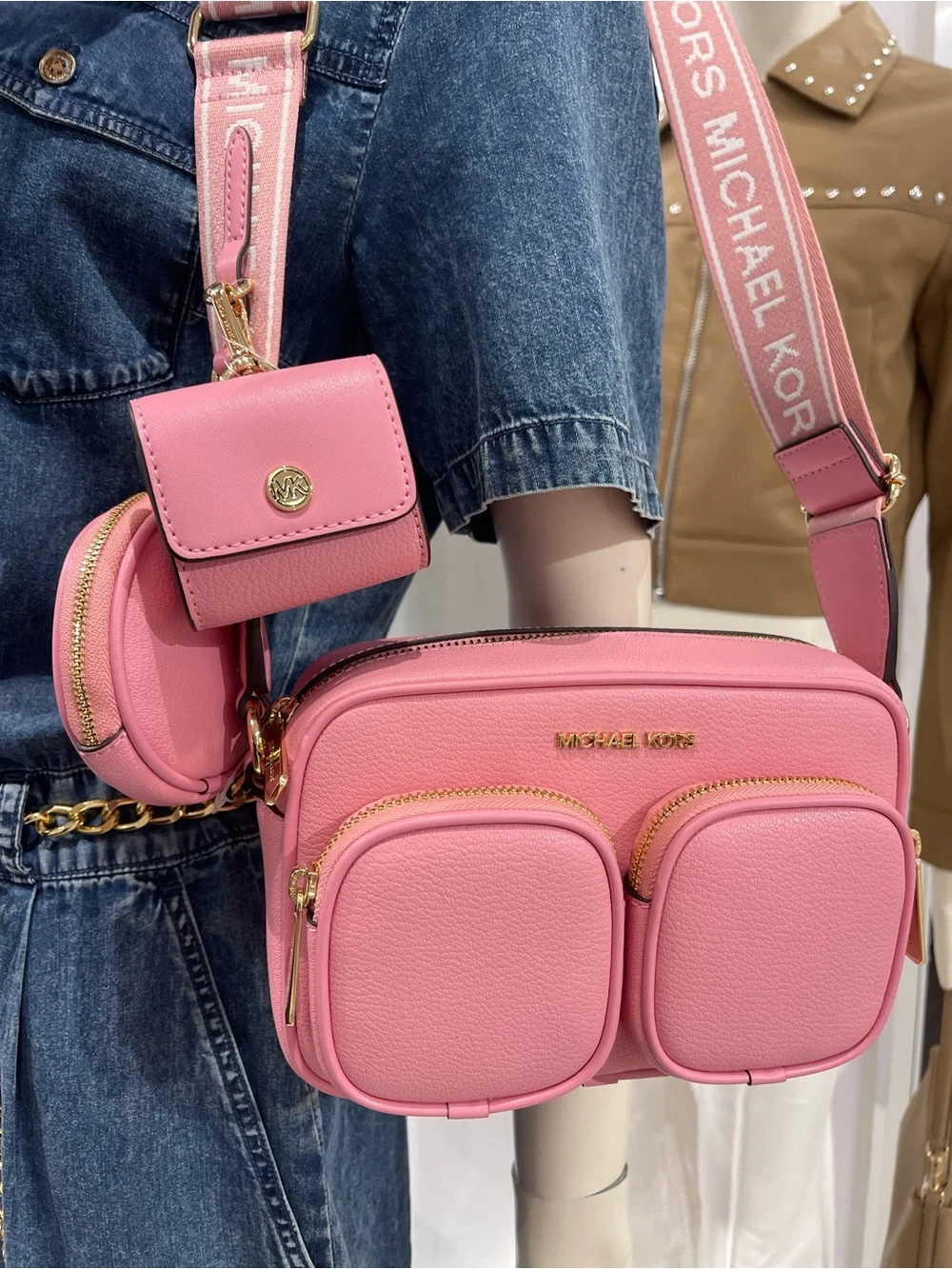 Michael Kors JST Md Pocket Leather Messenger XBody With Attachments Crossbody